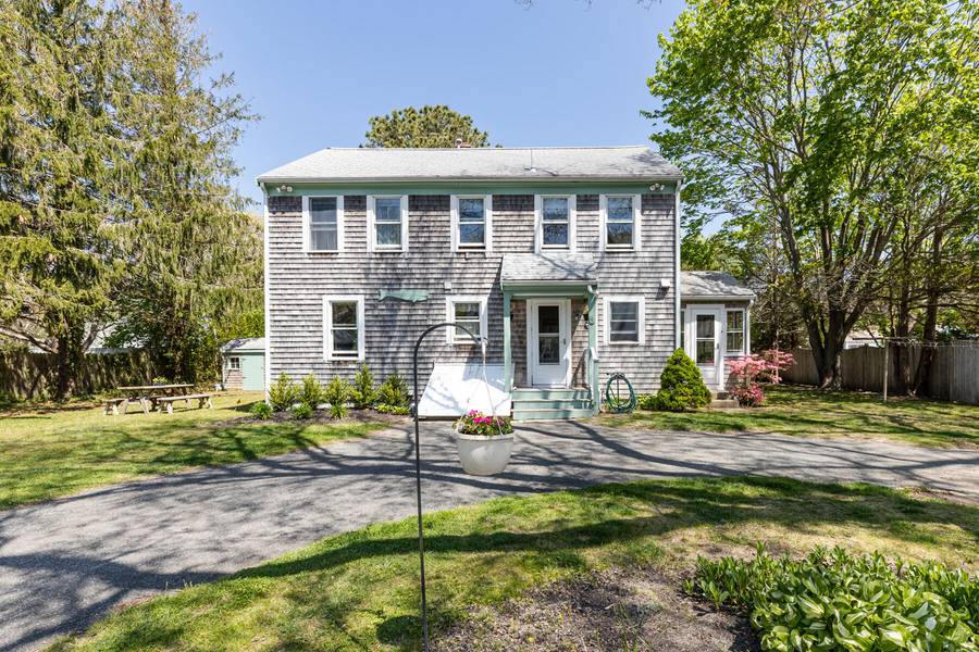 4 Fern Avenue, East Sandwich, MA 02537