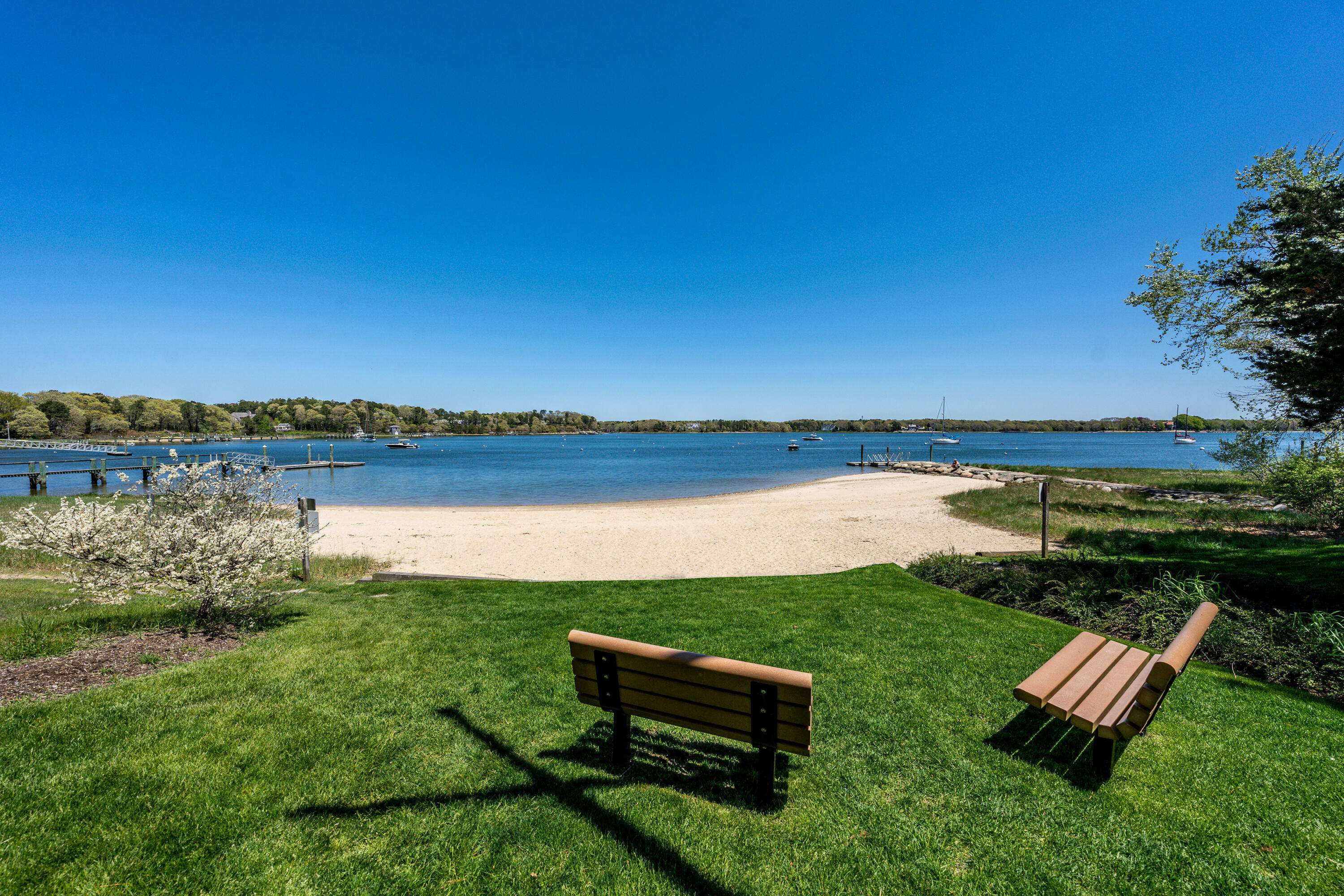 384 Cotuit Bay, Cotuit, MA 02635