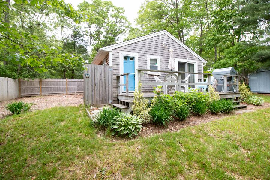 210 Pinecrest Beach Drive, East Falmouth, MA 02536