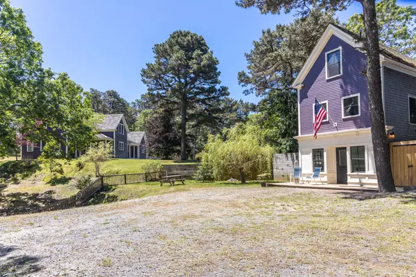 Wellfleet, MA 02667,24 Bluefish Lane