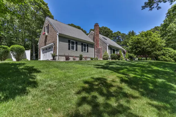 Marstons Mills, MA 02648,122 Whistleberry Drive