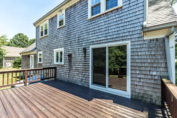 Centerville, MA 02632,60 Rosemary Lane