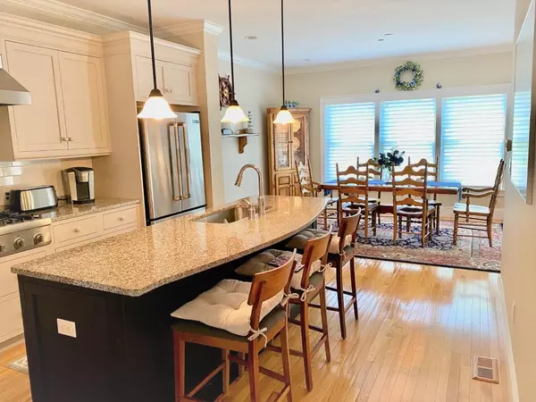 Centerville, MA 02632,780 Craigville Beach Road #B-3