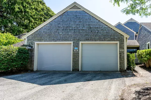 60 Kates Path, Yarmouth Port, MA 02675