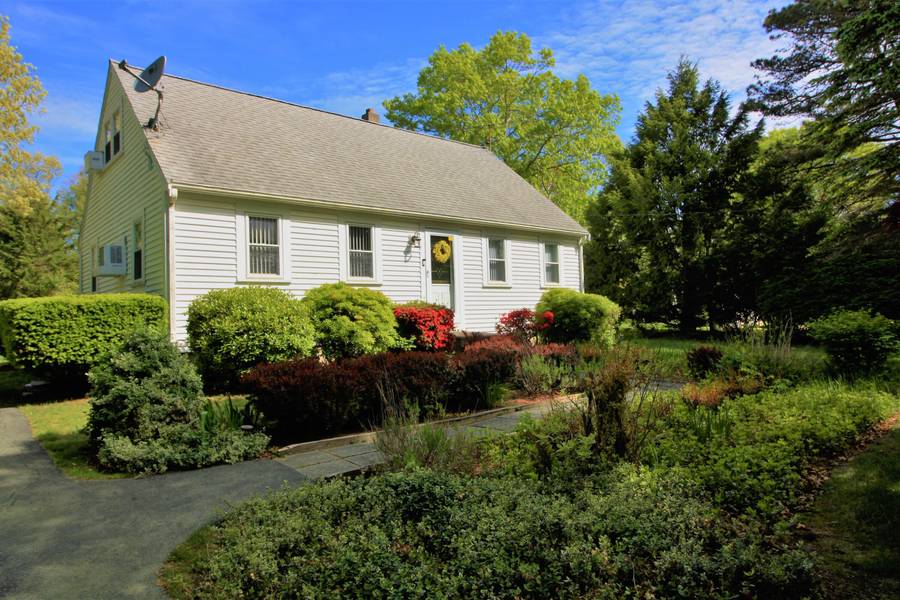 116 Snake Pond Road, Forestdale, MA 02644