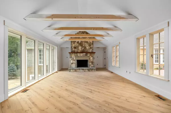 North Chatham, MA 02650,218 Woodland Way