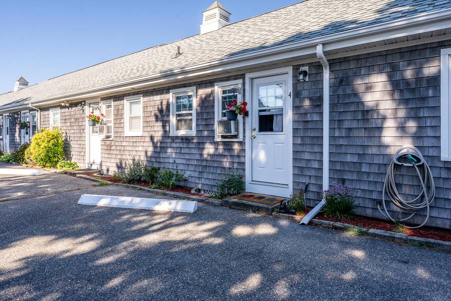 41 Old Wharf Road #4, Dennis Port, MA 02639