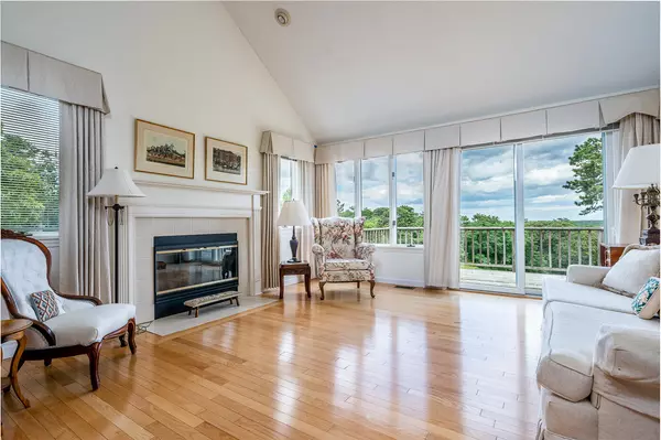 52 John Hall Cartway, Yarmouth Port, MA 02675