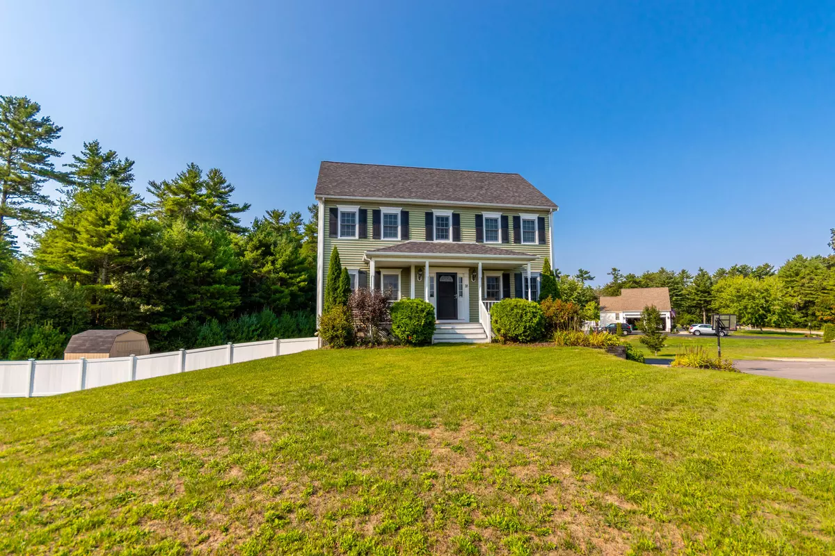 West Wareham, MA 02576,18 Bethel Way