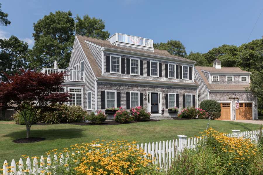 95 Third Avenue, Hyannis Port, MA 02601