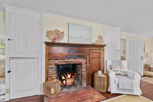 North Chatham, MA 02650,48 Salt Marsh Way