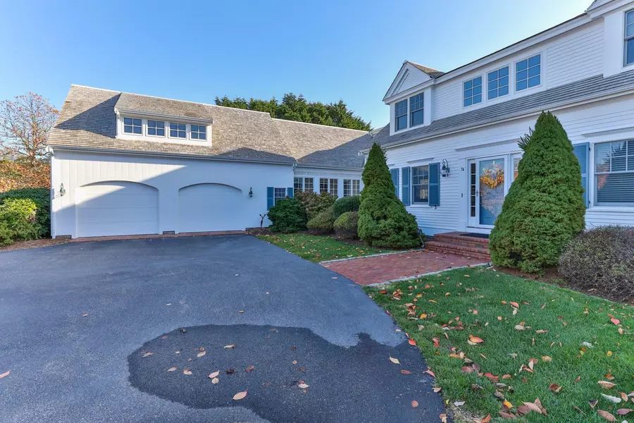 74 Frost Fish Hill, North Chatham, MA 02650