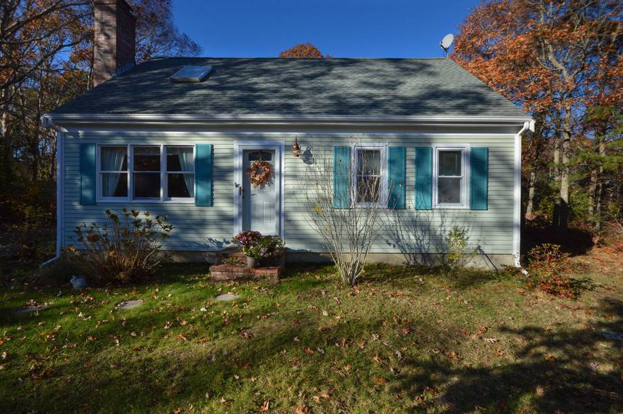 2 Arthur Court, Forestdale, MA 02644