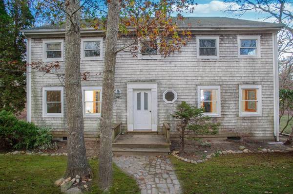 West Tisbury, MA 02575,280 Oak Lane