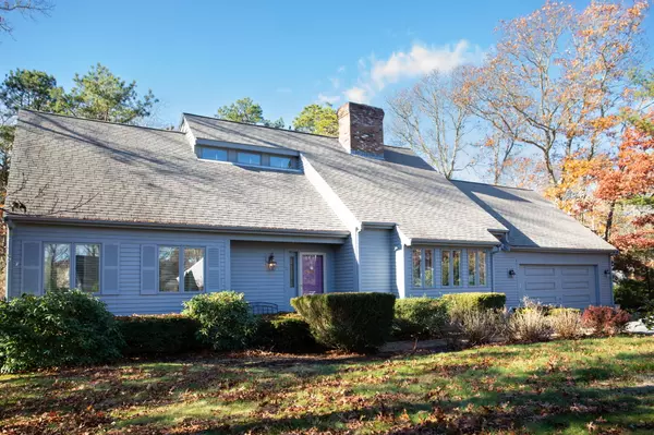 11 Ironwood Road, Marstons Mills, MA 02648