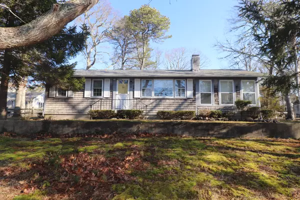 South Dennis, MA 02660,94 Alfred Metcalf Drive