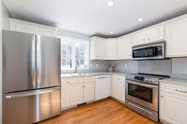 Yarmouth Port, MA 02675,27 Miriah Drive