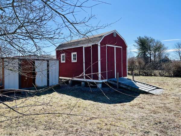 Buzzards Bay, MA 02532,50 Bourne Neck Drive