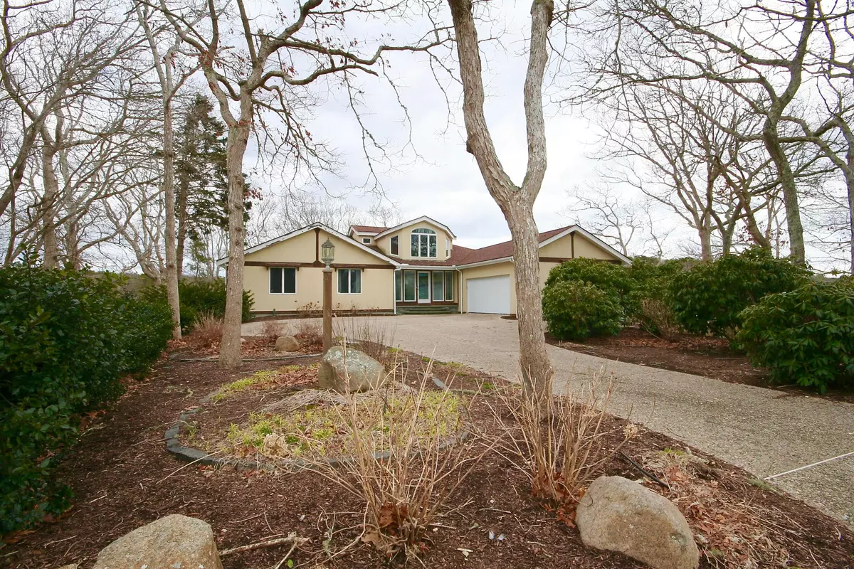 North Falmouth, MA 02556,110 Alder Lane