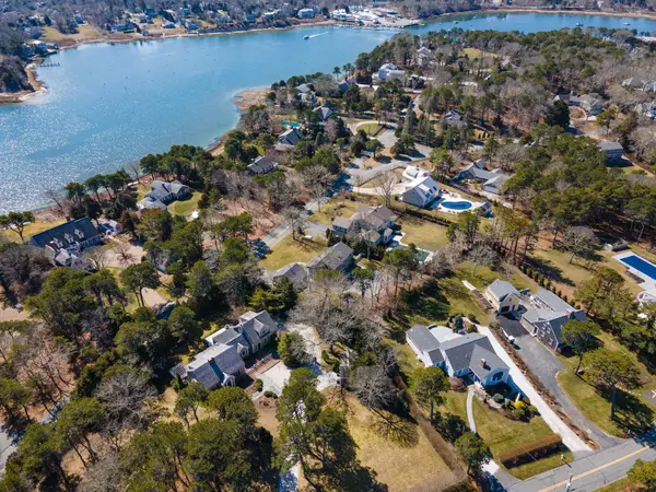 North Chatham, MA 02650,266 Seapine Road