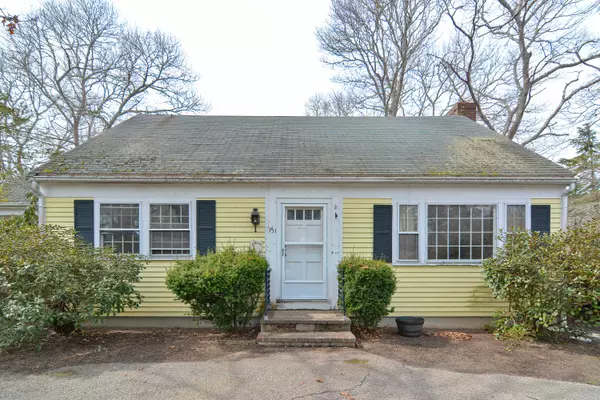 151 Dolphin Lane, Hyannis, MA 02601