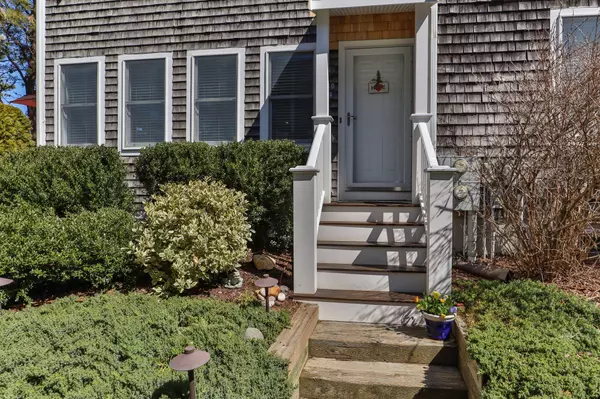 50 Harry Kemp Way #U4, Provincetown, MA 02657