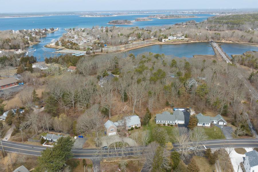 326 Barlows Landing Road, Pocasset, MA 02559