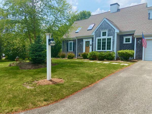 Cotuit, MA 02635,19 Osprey Drive