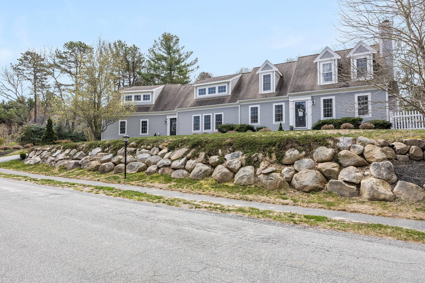North Falmouth, MA 02556,17 Teneycke Hill Road