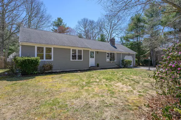 102 Victoria Street, Centerville, MA 02632