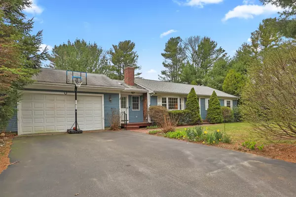 Centerville, MA 02632,3 Lietrim Circle