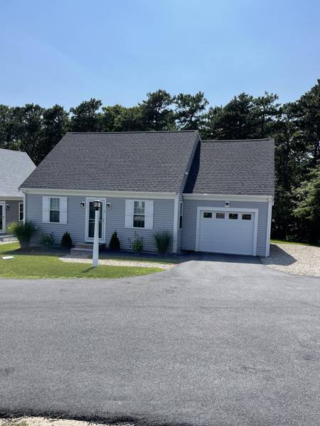 20 Bliscott Avenue, South Yarmouth, MA 02664