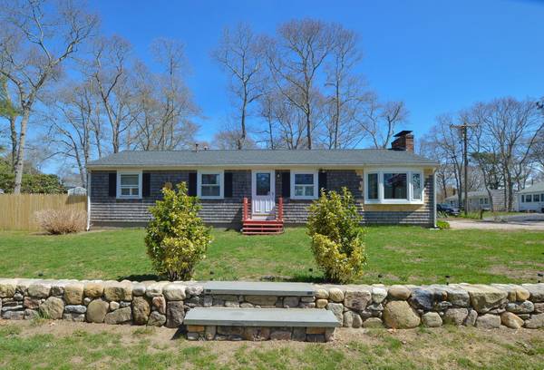 42 Edgewater West Drive, East Falmouth, MA 02536