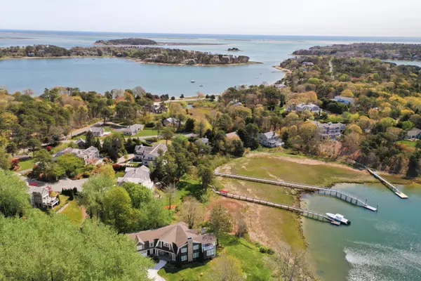 North Chatham, MA 02650,13 Captains Cove Lane