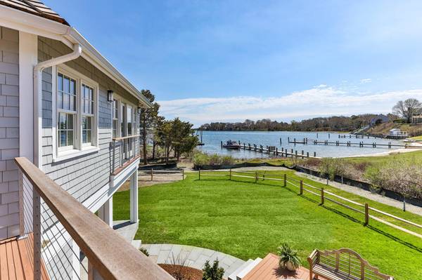 Cotuit, MA 02635,33 Oyster Place Road