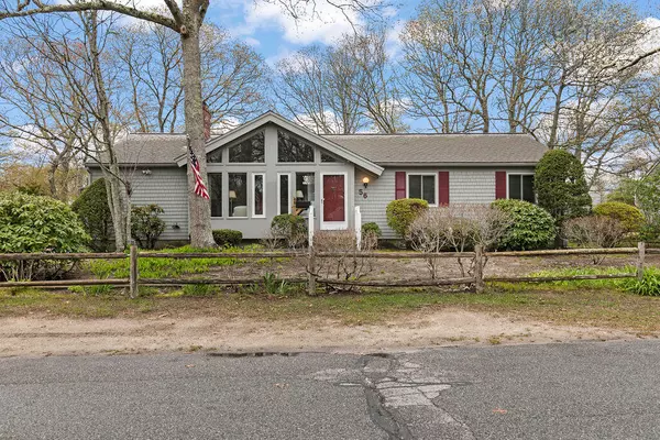 56 Sanddollar Circle, East Falmouth, MA 02536