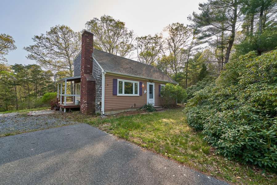 11 Guild Road, Sandwich, MA 02563