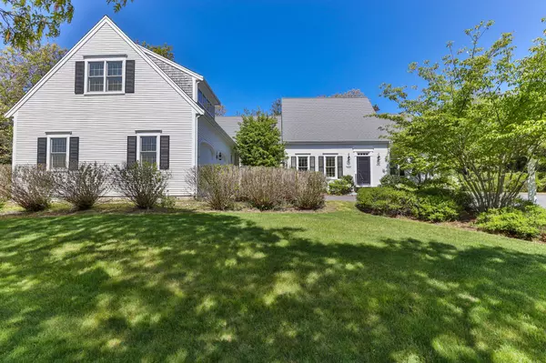 Chatham, MA 02633,252 N Skyline Drive