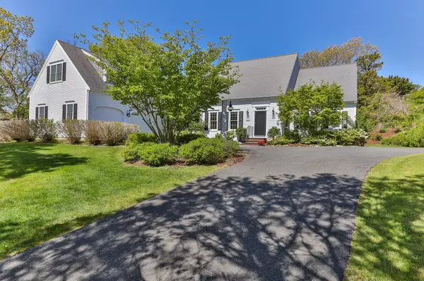 Chatham, MA 02633,252 N Skyline Drive