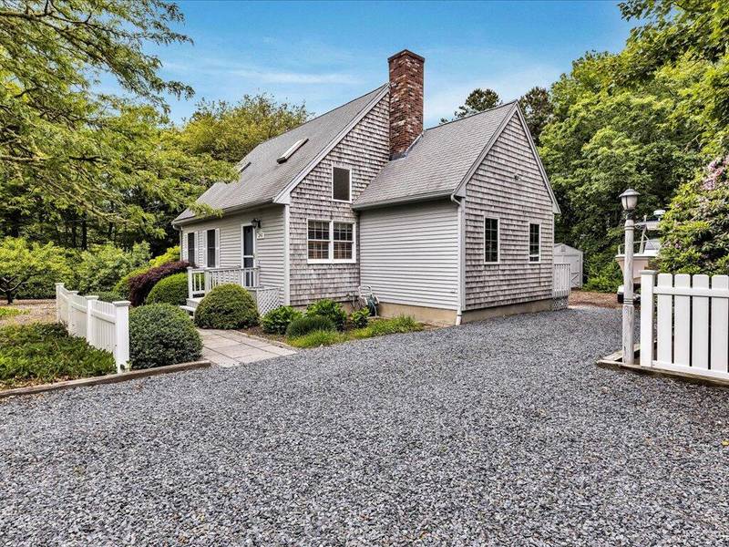 246 Plum Hollow Road, East Falmouth, MA 02536