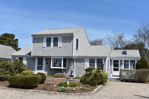 West Dennis, MA 02670,28 Santucket Road