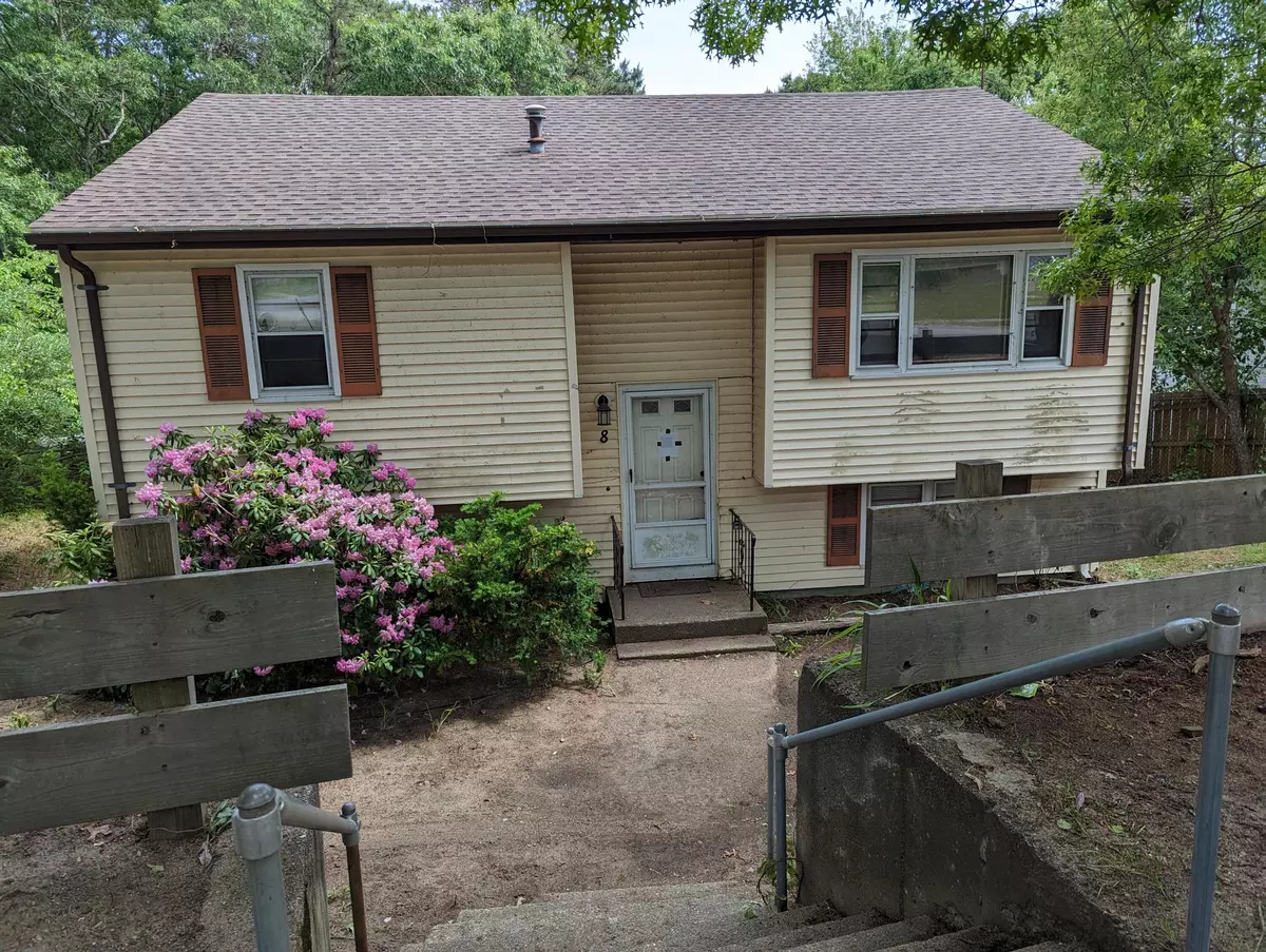 East Wareham, MA 02538,8 Shangri-La Boulevard