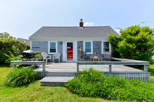 279 Harbor Point Road #12, Cummaquid, MA 02630