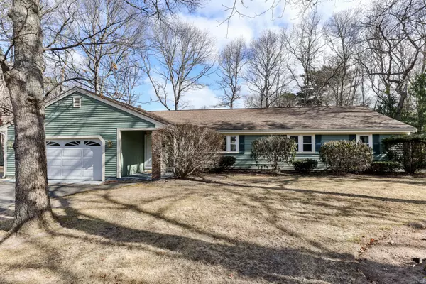 Centerville, MA 02632,140 Thistle Drive