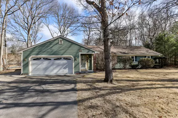 Centerville, MA 02632,140 Thistle Drive