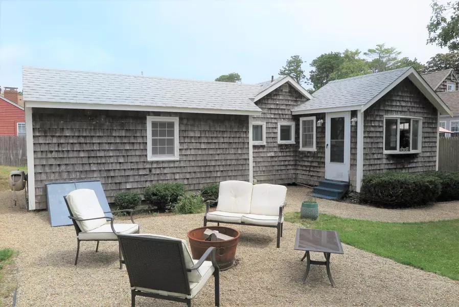 11 Laurel Road, Dennis Port, MA 02639