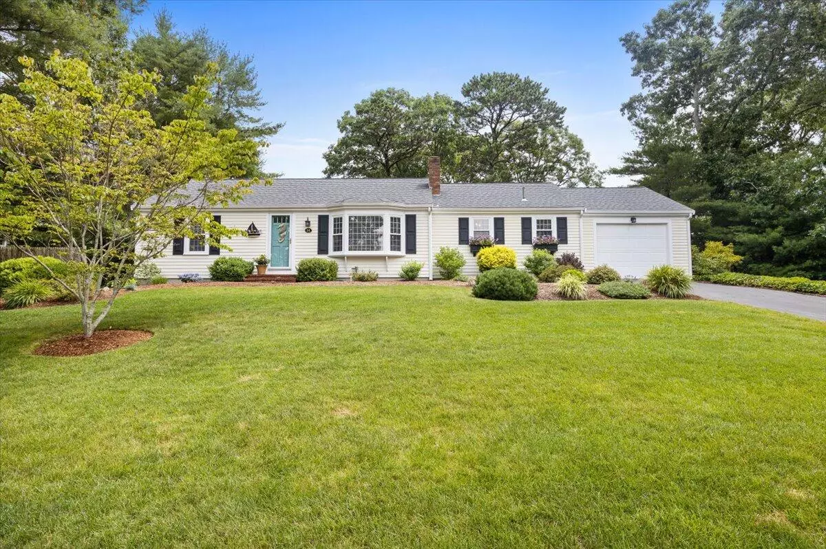 Yarmouth Port, MA 02675,14 Rabbit Run Road