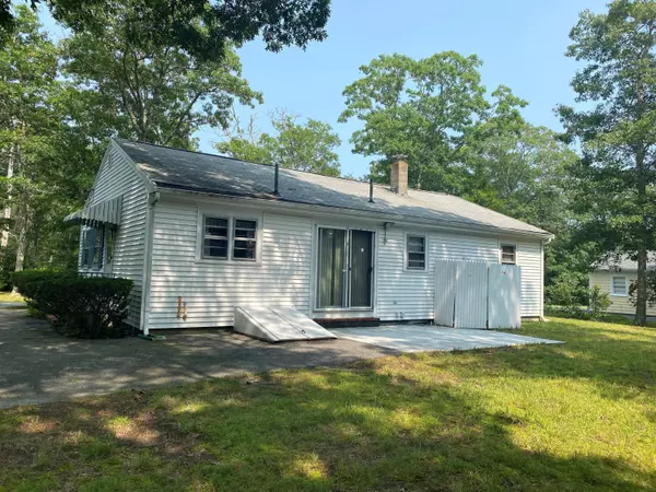 East Falmouth, MA 02536,758 Carriage Shop Road