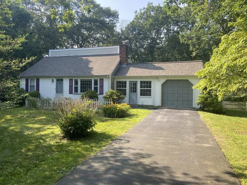 29 Mill Road, East Sandwich, MA 02537