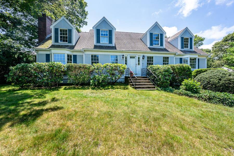 83 Hillside Drive, East Dennis, MA 02641